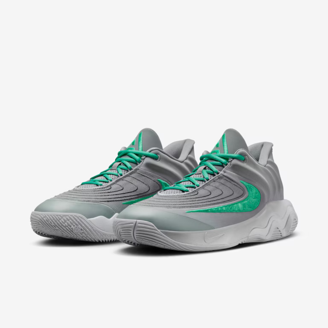 Giannis Immortality 4 "Smoke Grey"