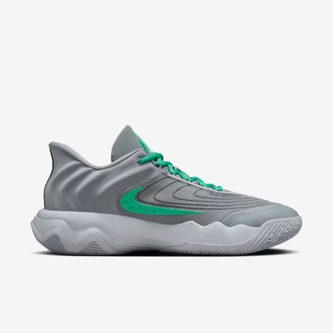 Giannis Immortality 4 "Smoke Grey"