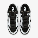 Dunk Low “Reverse Panda”